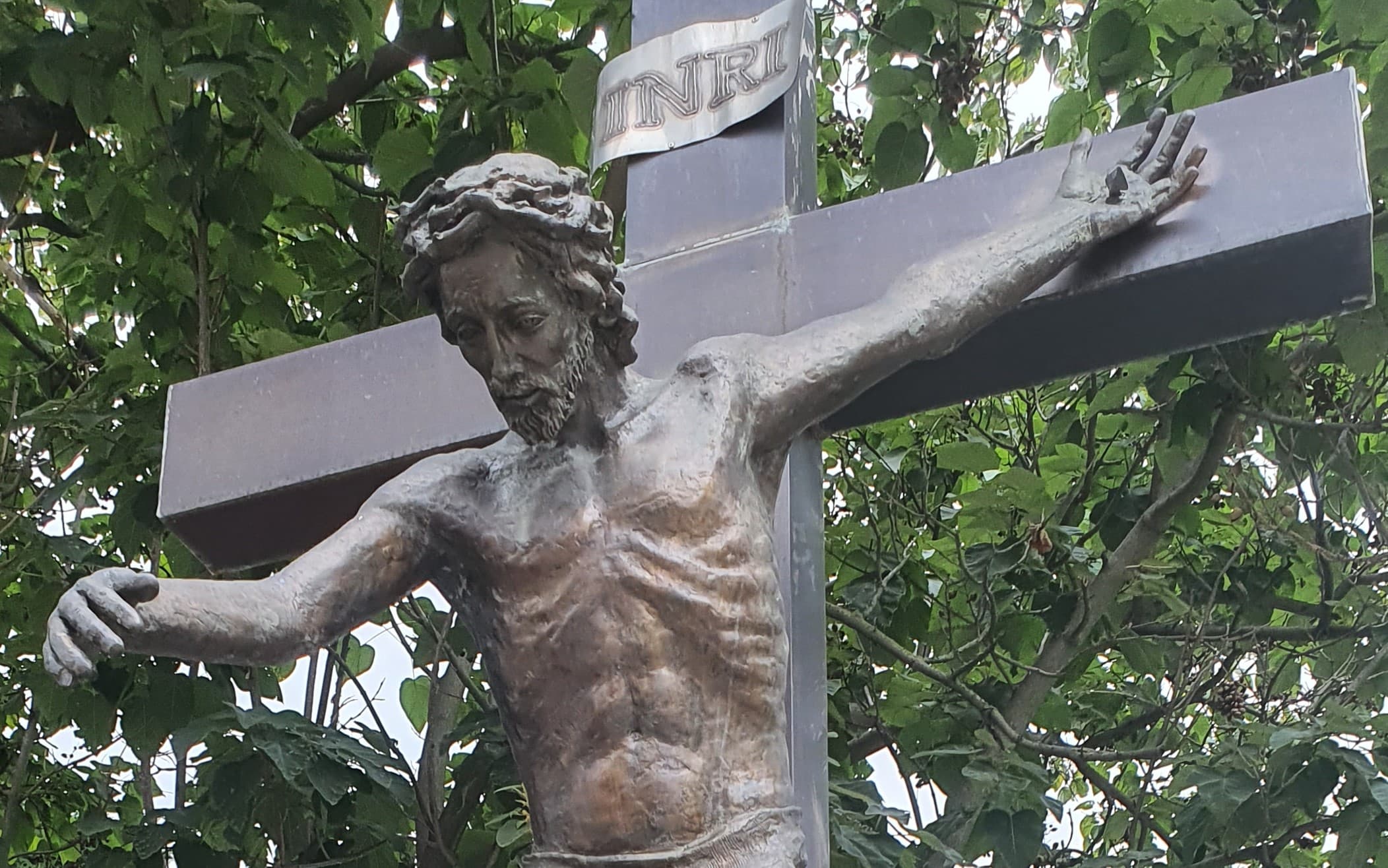 Keď slová menia svet: Ako sa z teokracie stala obžaloba Cirkvi