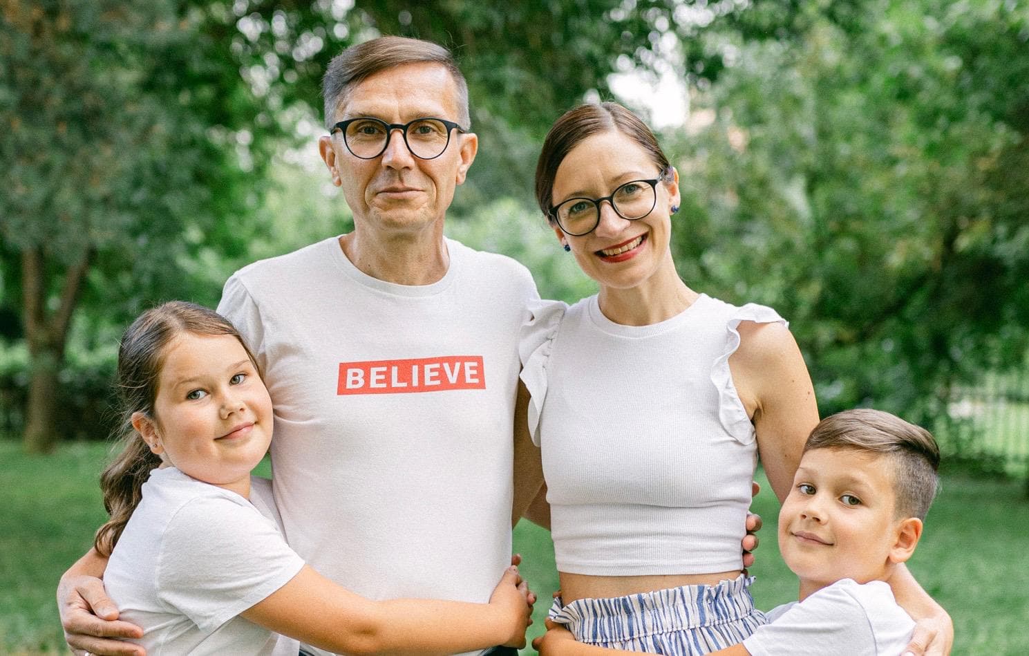 Závislosť, sloboda, služba. Neobyčajný príbeh obyčajnej rodiny