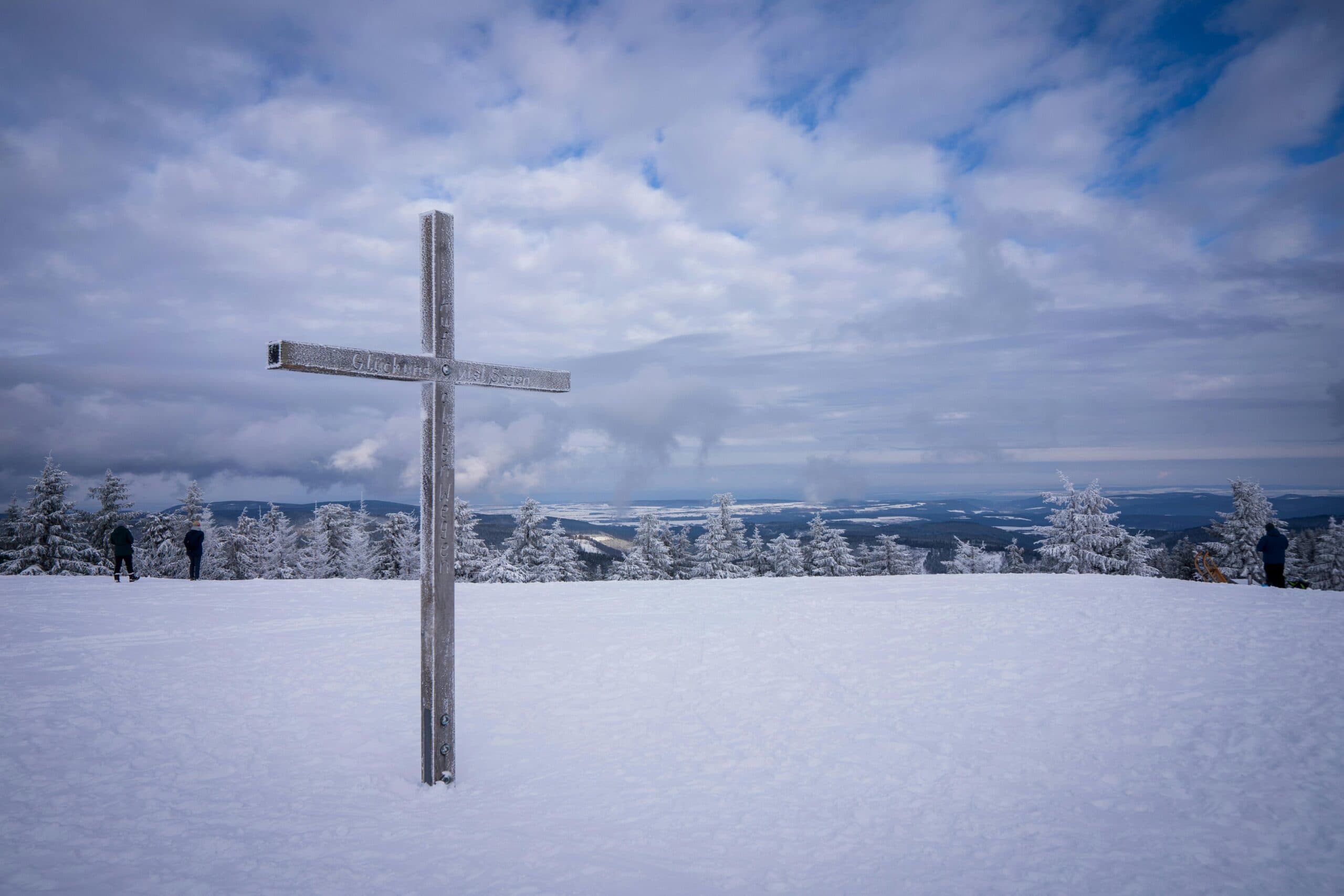 Keď nás kríž objíma