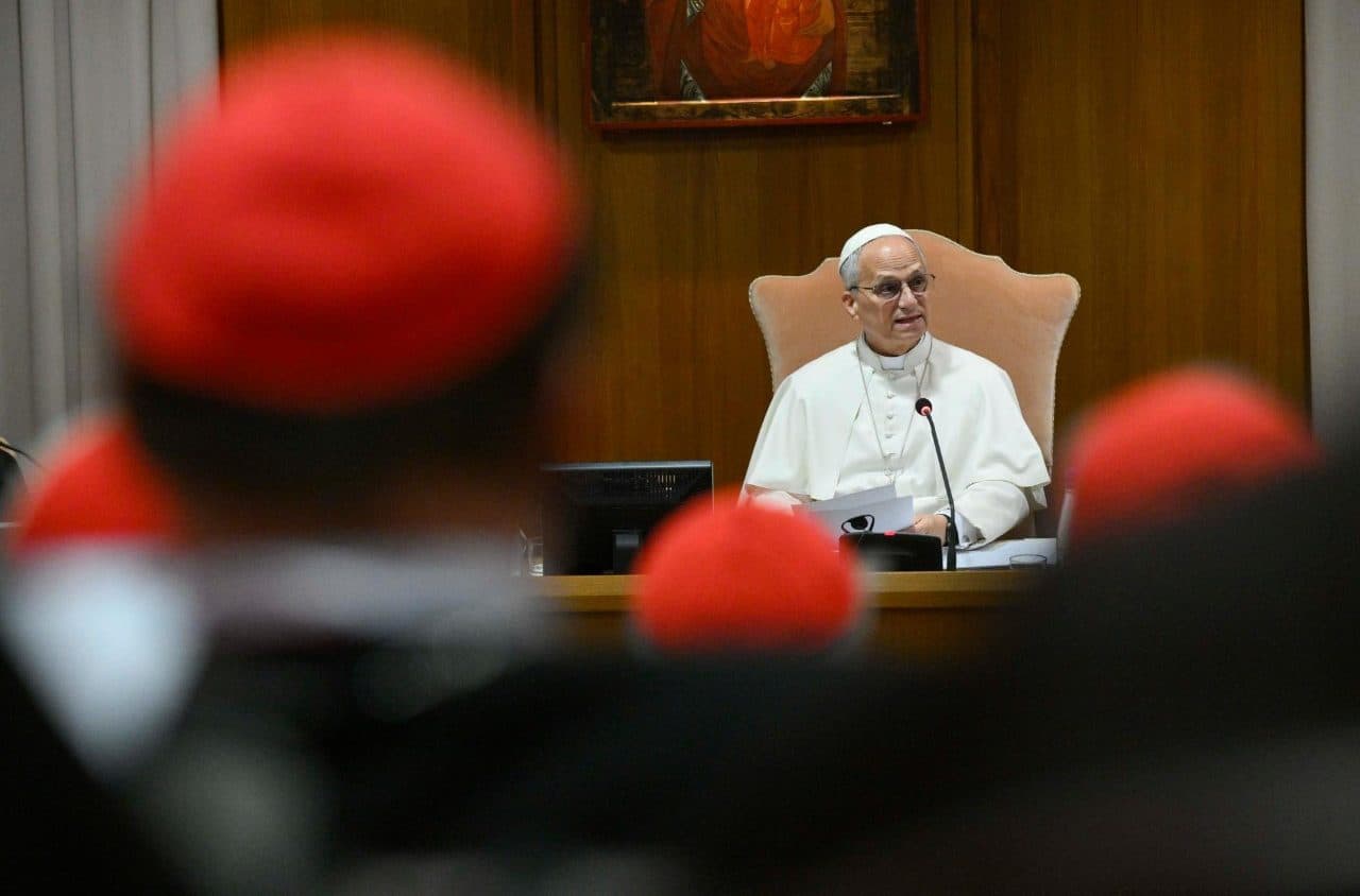 Zlom, alebo kontinuita? Čo (ne)prinieslo mimoriadne konzistórium kardinálov