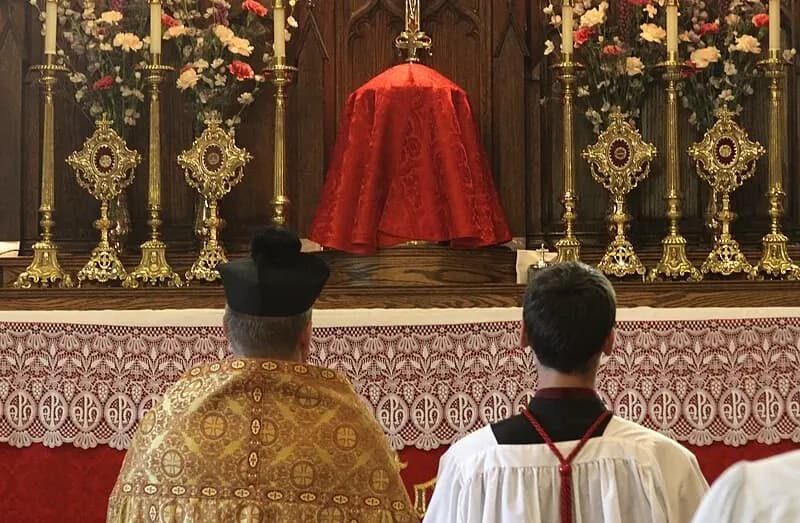 Hrozí nový rozkol? Tradicionalistické bratstvo plánuje vysviacky biskupov