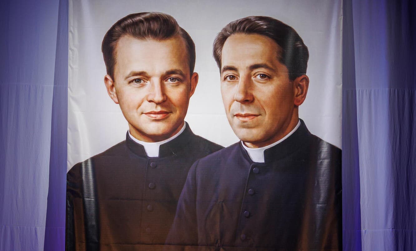 Česko má nových blahoslavených kňazov – mučeníkov komunizmu Jána Bulu a Václava Drbolu