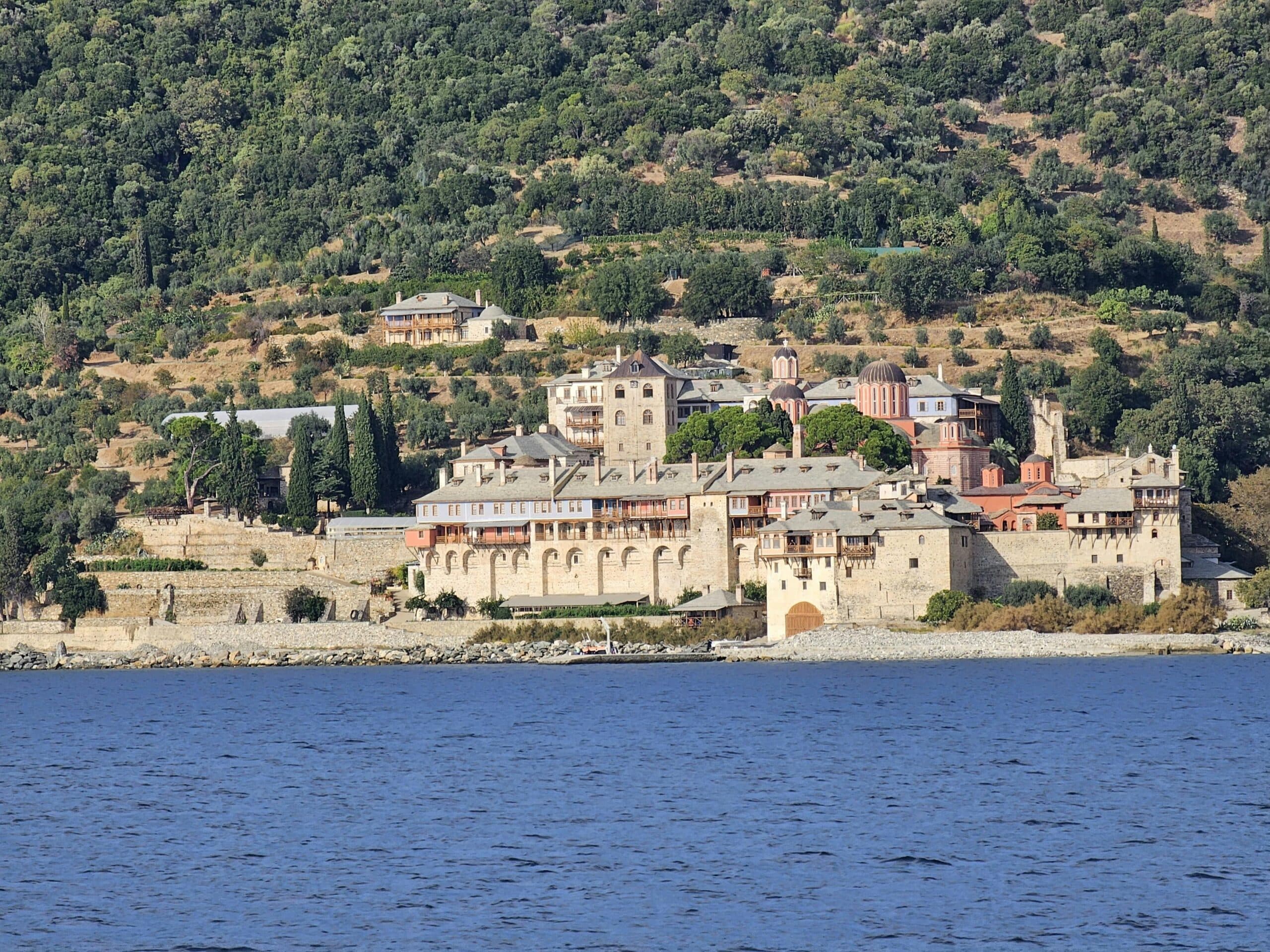 Monastier Zograf na Hore Athos v Grécku. Zdroj: pexels.com